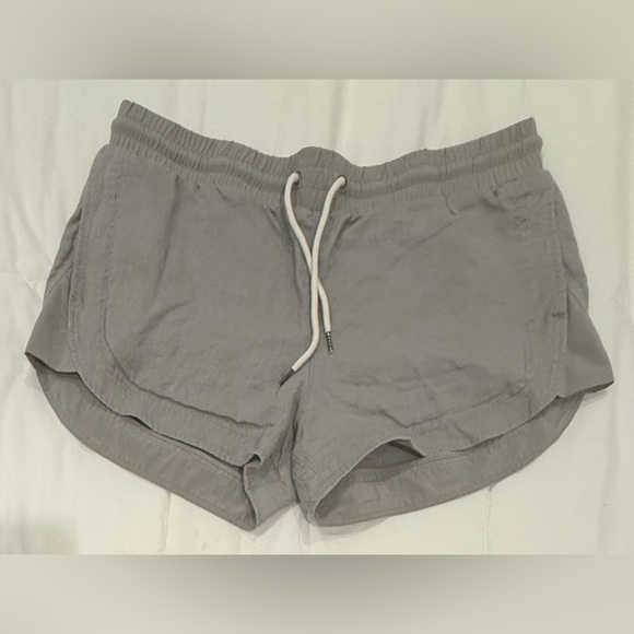 **Athleta Bali Linen Shorties Gray Drawstring Shorts Size 12** - Picture 1 of 5